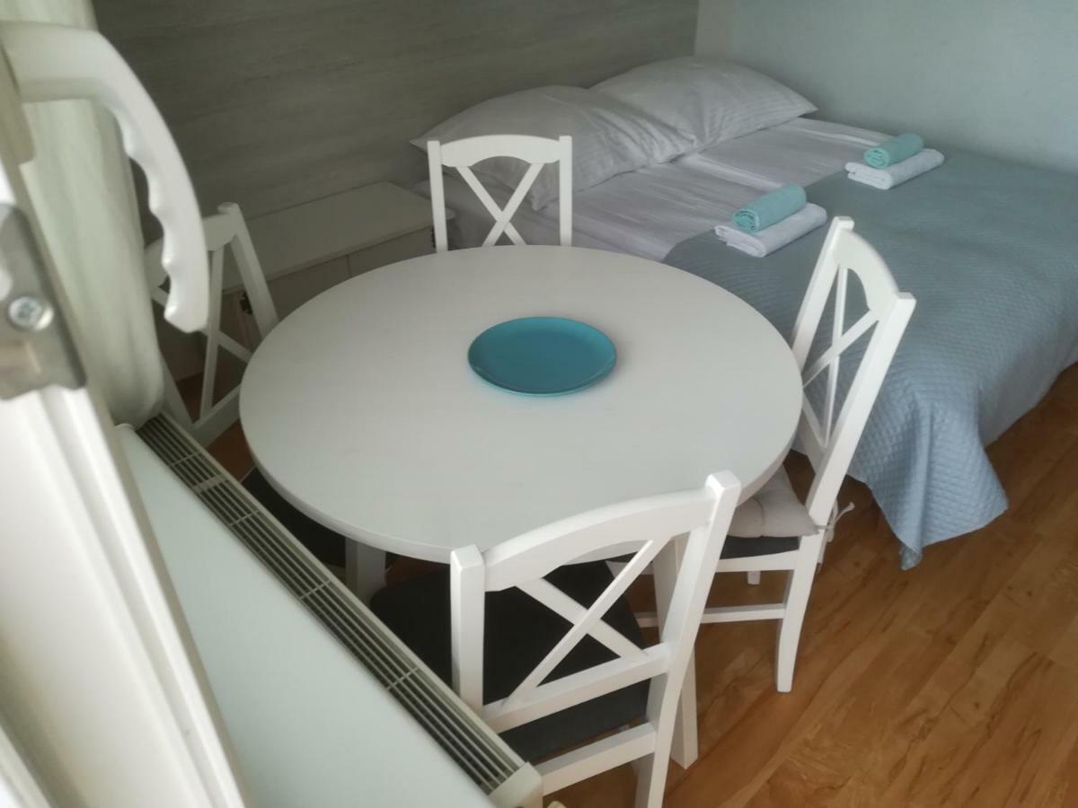 Pokoje Goscinne Jutrzenka Swarzewo Luaran gambar