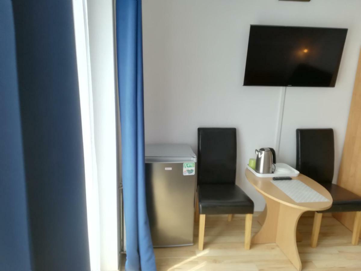 Pokoje Goscinne Jutrzenka Swarzewo Luaran gambar